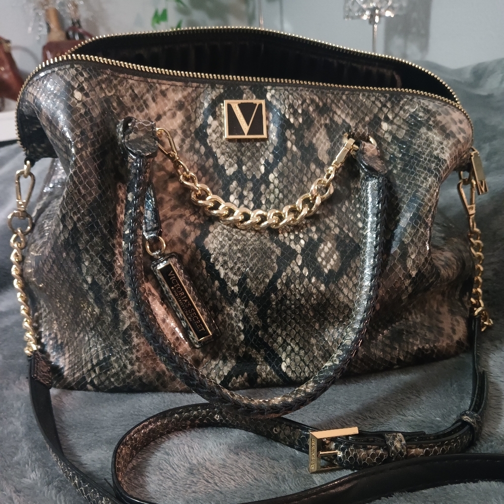 Victoria Secret bag